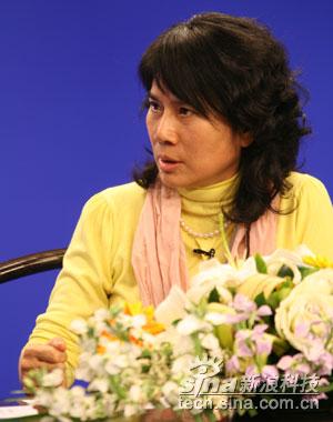 科技时代_人大代表董明珠:自主创新是应对金融危机关键
